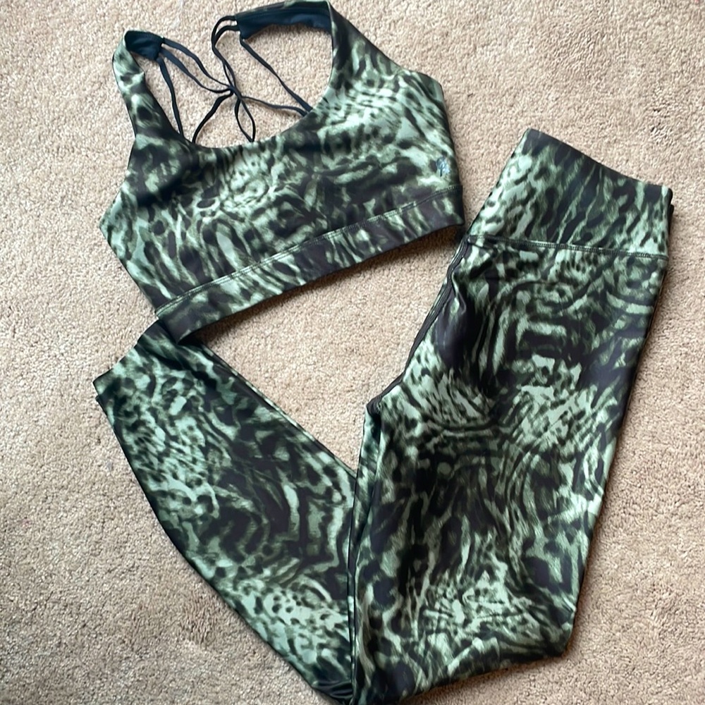 Good American Workout Set